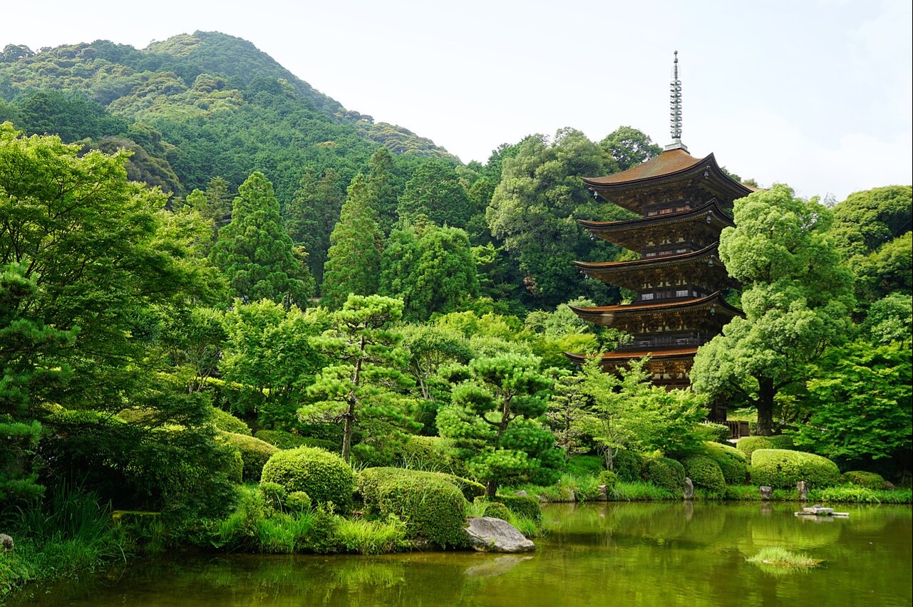 山口県・山口市の寺「瑠璃光寺」