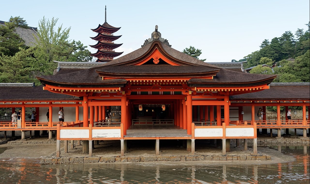 厳島神社